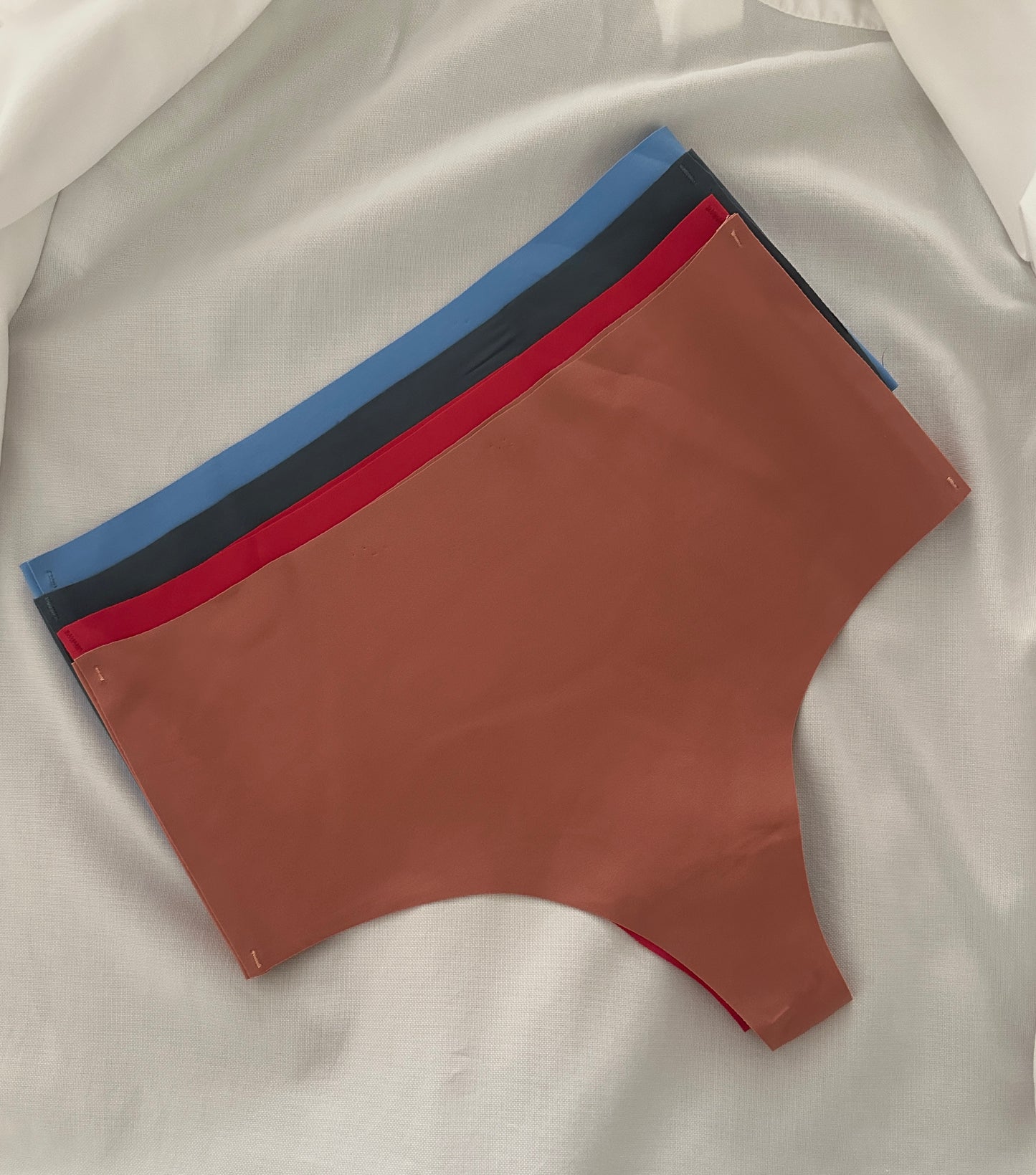 Colaless Efecto Faja Suave – Control de Abdomen | Tiro Alto