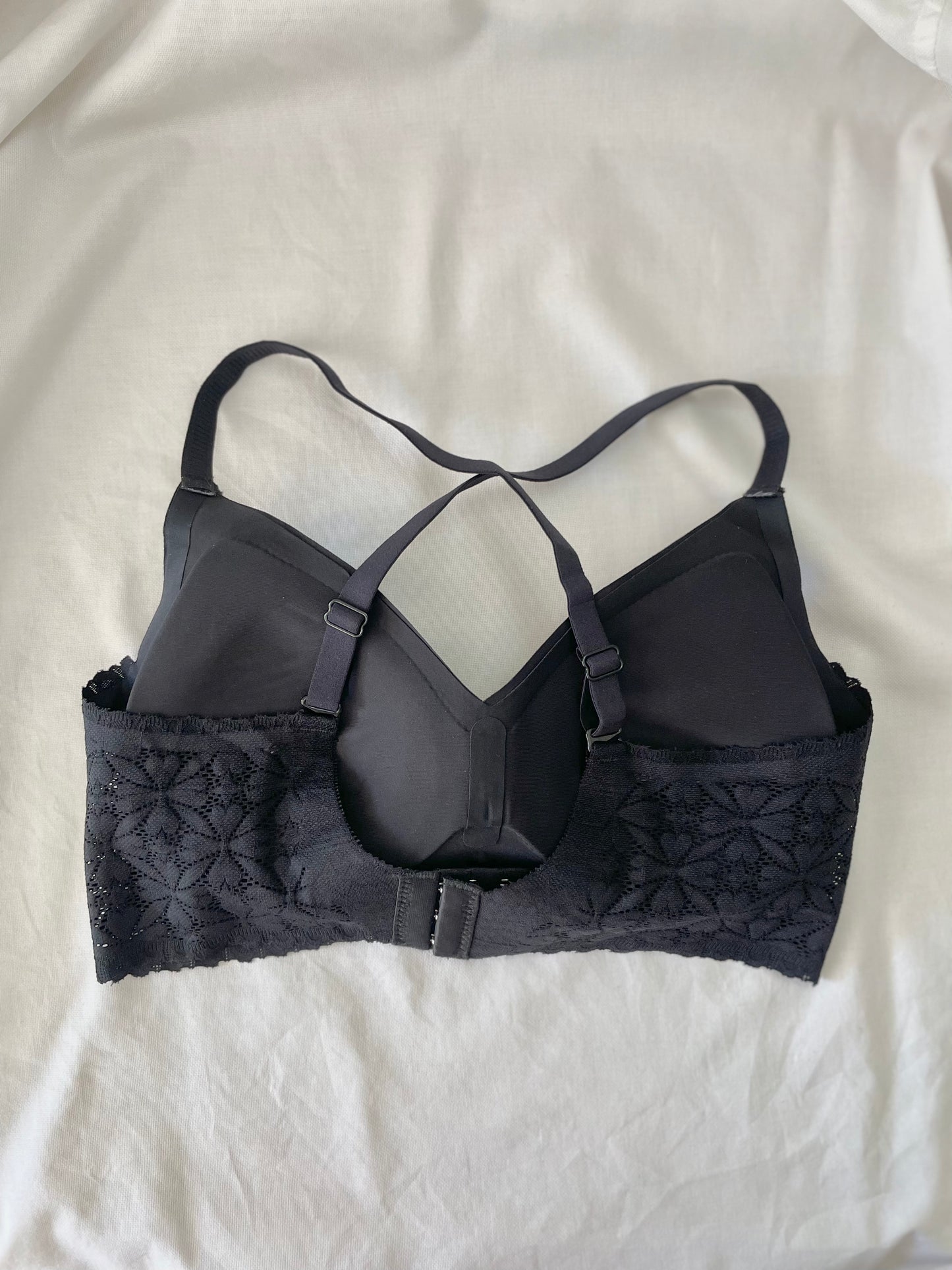 Dalia Bra
