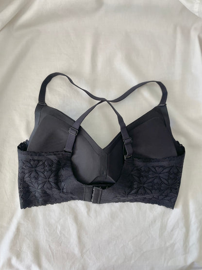 Dalia Bra