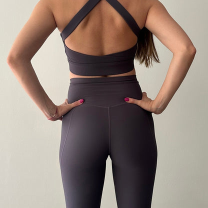Legging Rib efecto modelador y control de abdomen en la tela de alta calidad Nylon Spandex color Gris Malva